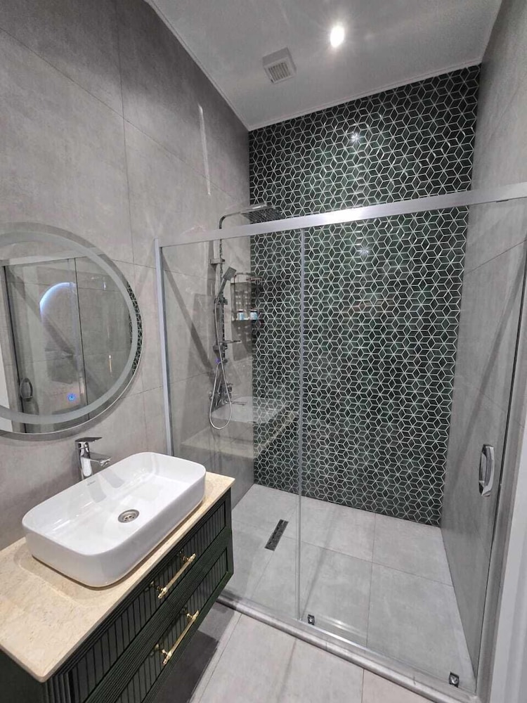 Deluxe Triple Room - Photo 5