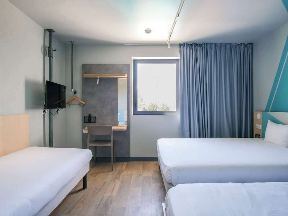 Standard Room, Multiple Beds