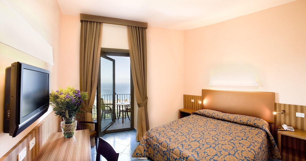 Double Room Single Use, Sea View