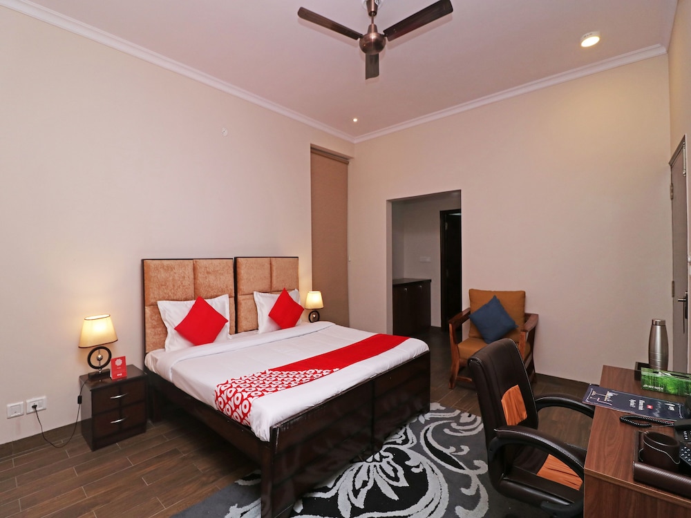 Deluxe Double Or Twin Room, 1 King Bed