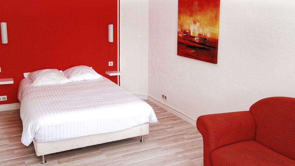 Standard Twin Room photo 3