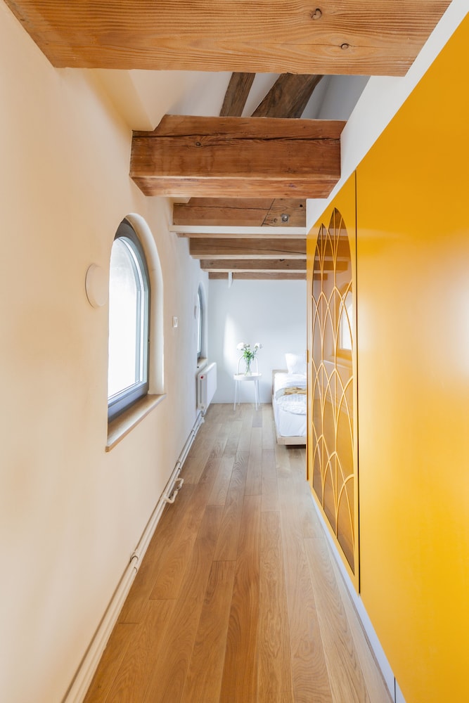 Superior Apartment, City View