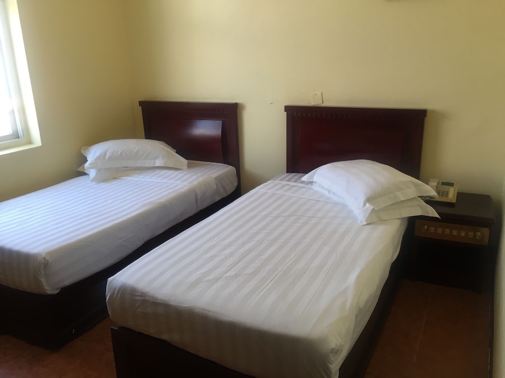 Standard Single Room, Smoking, City View