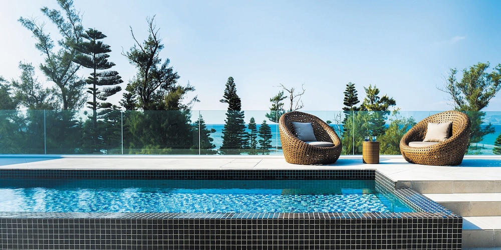 Masters Maisonette Suite 3 Bedrooms with Private Pool