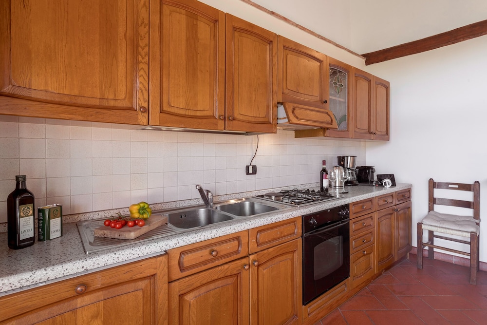 Villa photo 2