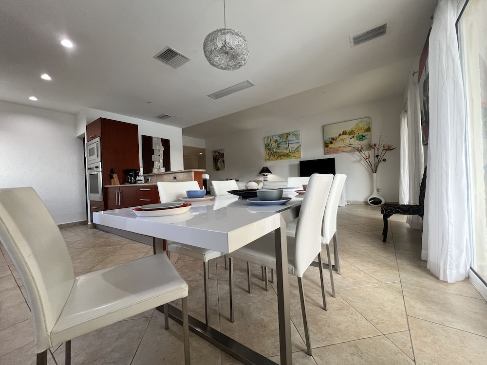 Superior Condo photo 2