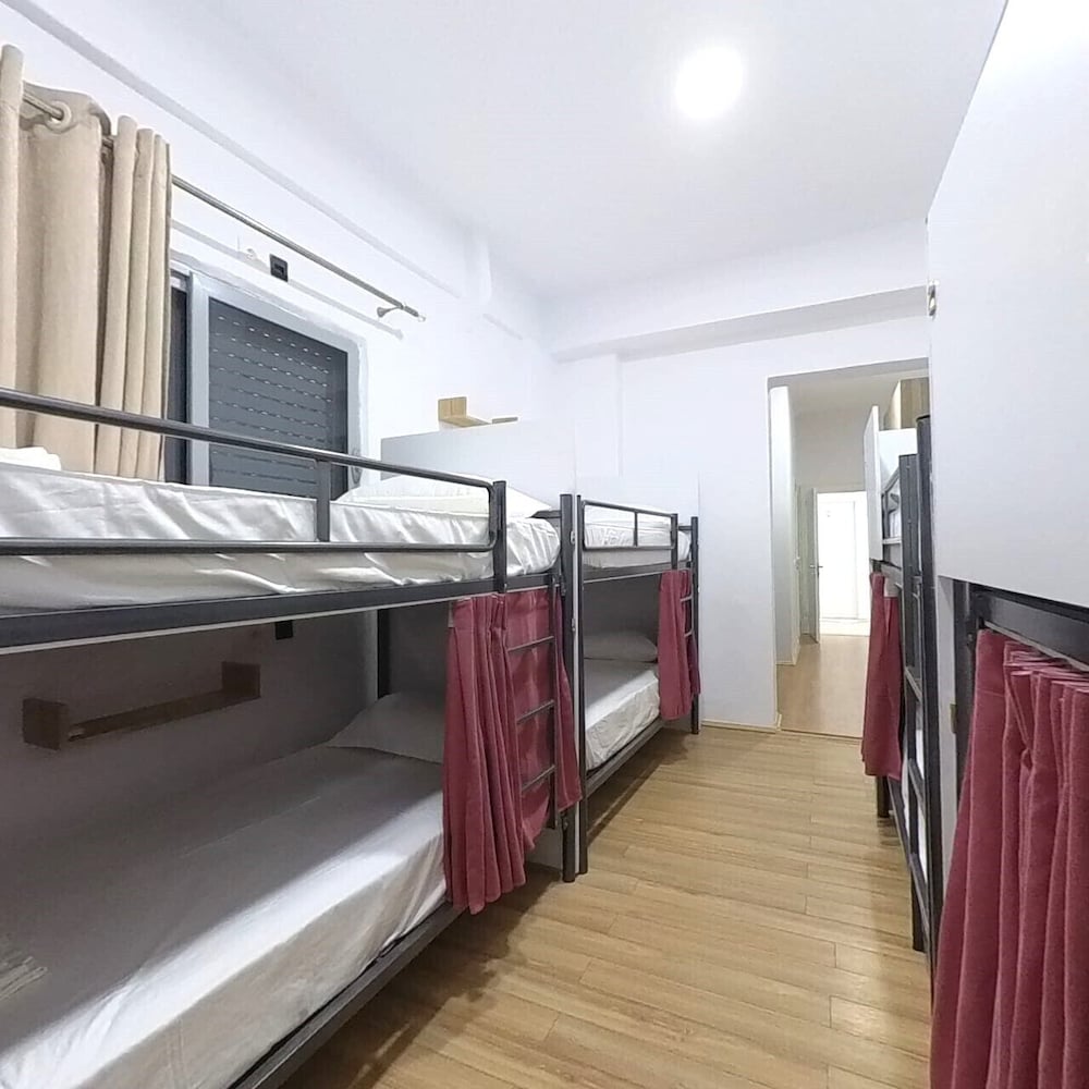 Basic Shared Dormitory, Mixed Dorm