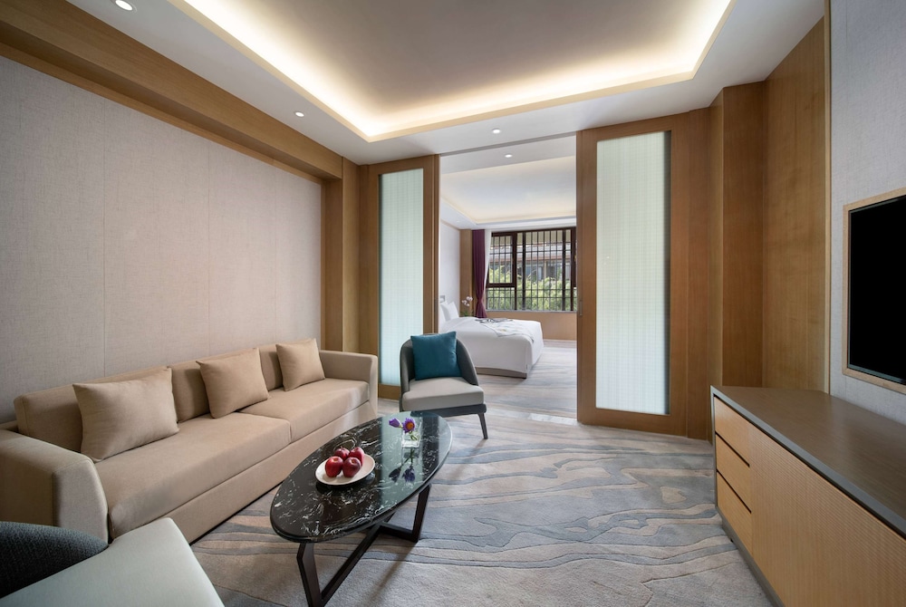 Suite, 1 Bedroom, Smoking