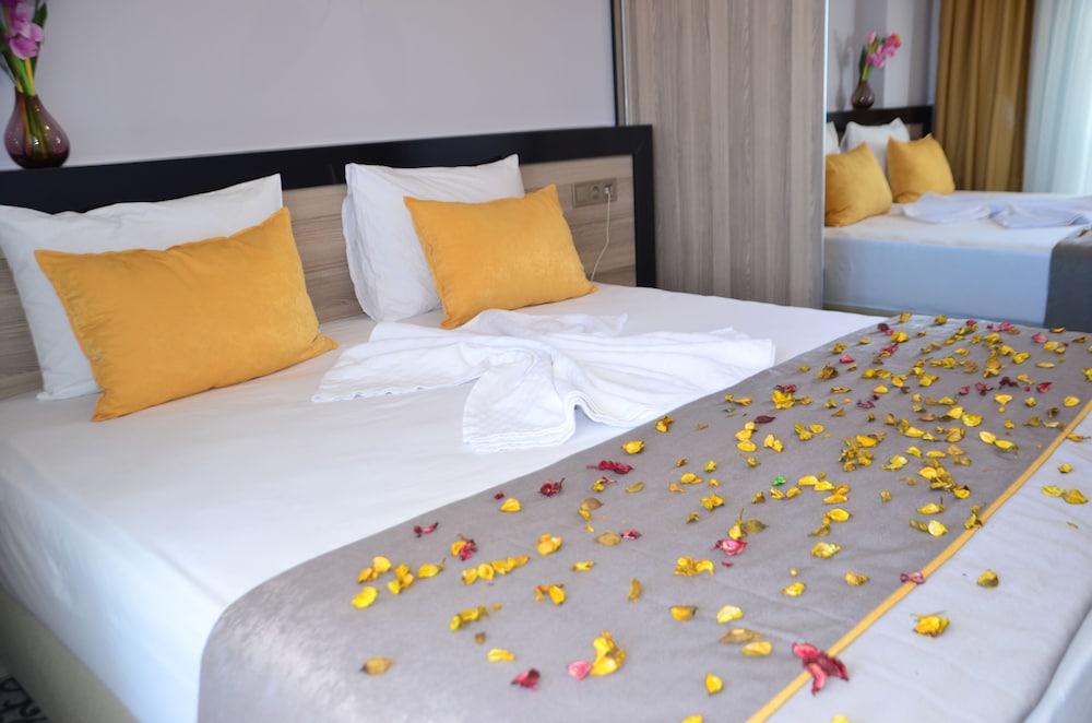 Economy Twin Room
