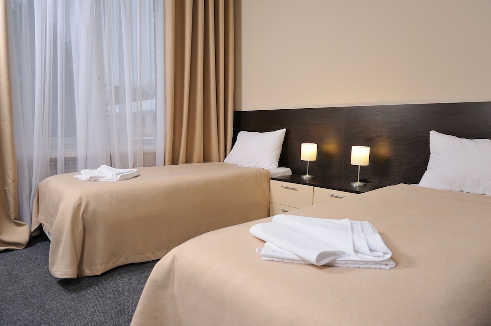 Standard Twin Room photo 2