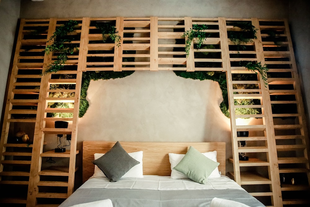 Superior Room, 1 King Bed, City View (Rovere)