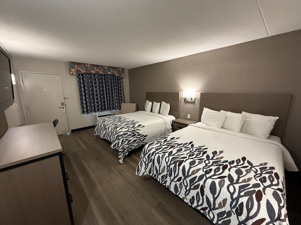 Deluxe Room, 2 Queen Beds, Non Smoking