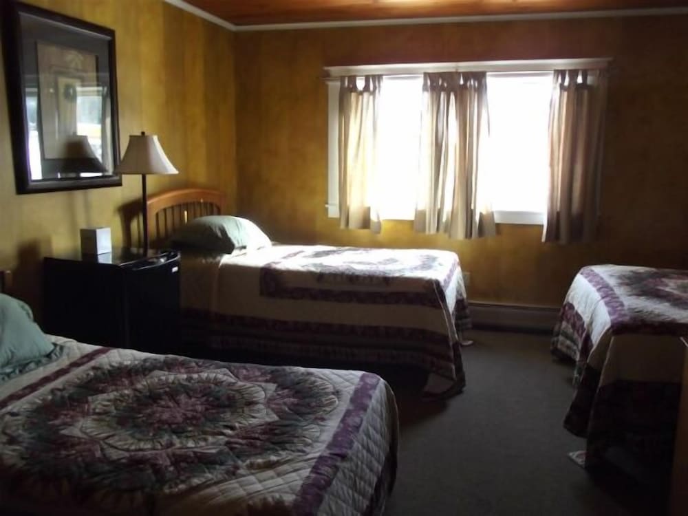 Standard Triple Room photo 2
