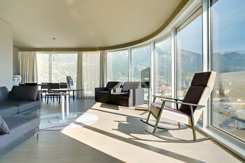 Panoramic Suite thumbnail 5