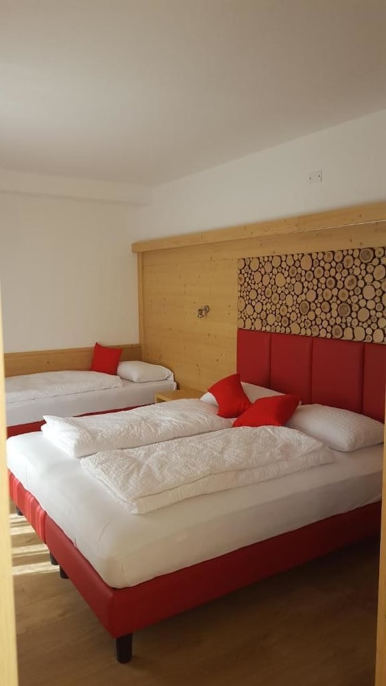 Triple Room photo 3