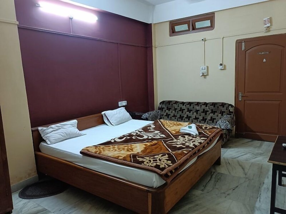 Deluxe Room - Photo 5