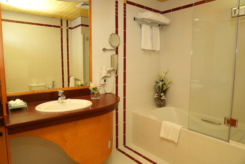 Deluxe Room, 1 Bedroom photo 3
