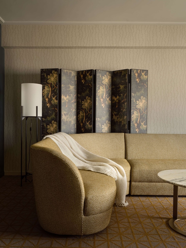 Suite, 1 Bedroom, City View
