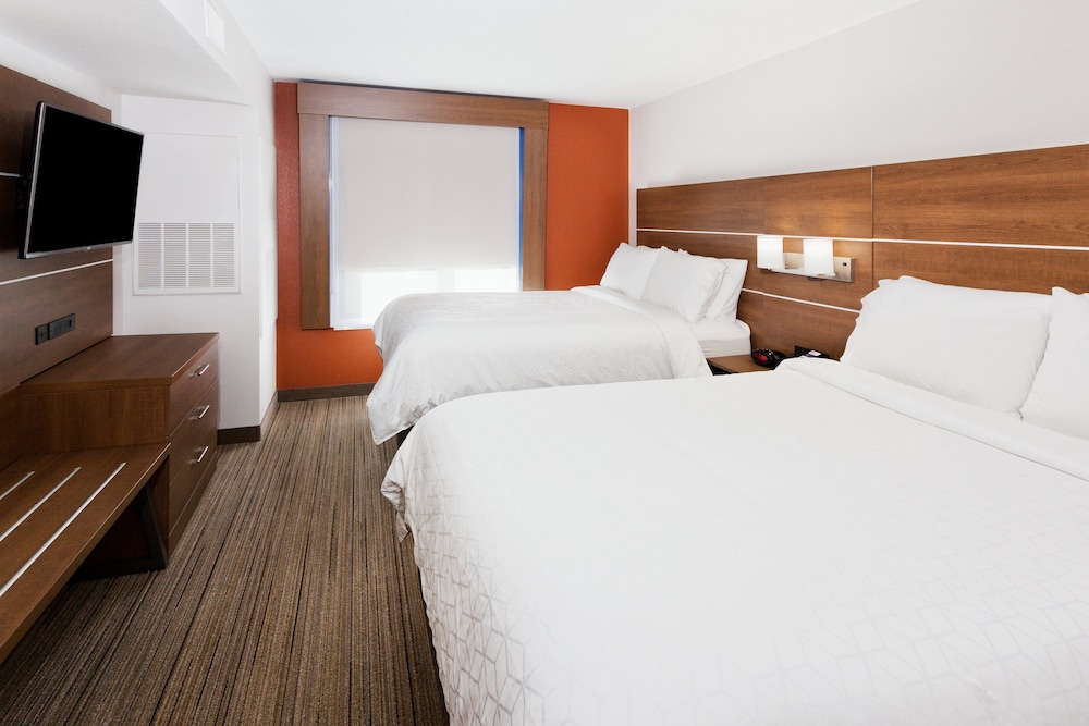 Room, 2 Queen Beds, Accessible (Communications, Accessible Tub) - Photo 3