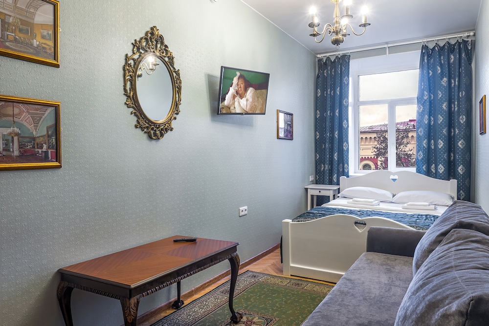 Standard Room, 1 Double Bed With Sofa Bed, Shared Bathroom photo 1