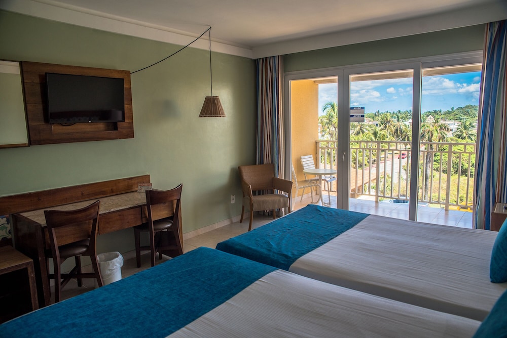 Standard Triple Room with Garden or Playground or Dunes view