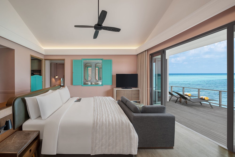 1 Bedroom, Sunrise Overwater Villa