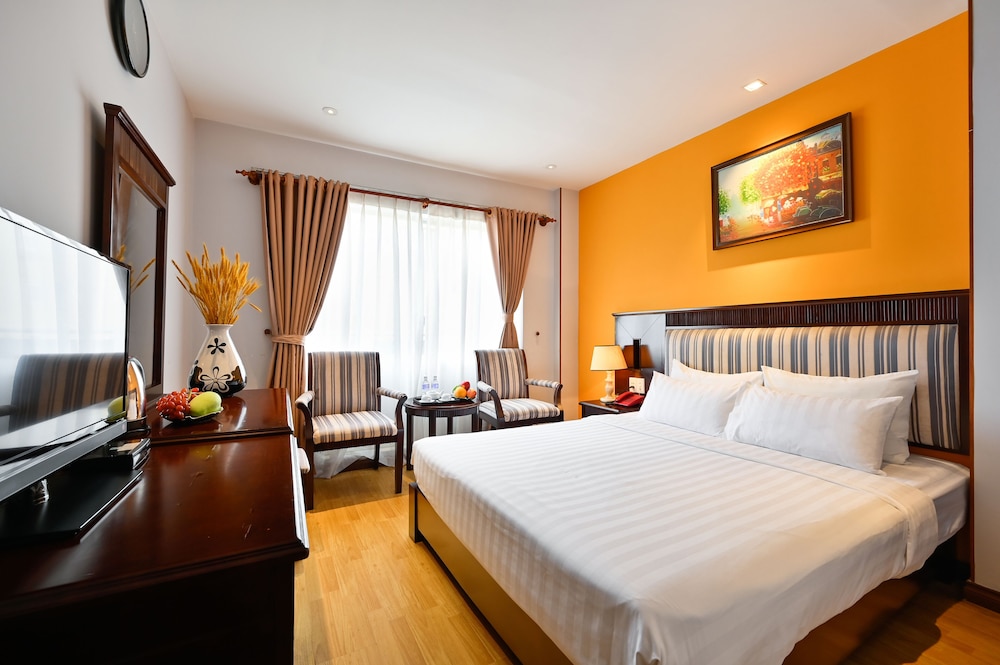 Deluxe Double or Twin Room