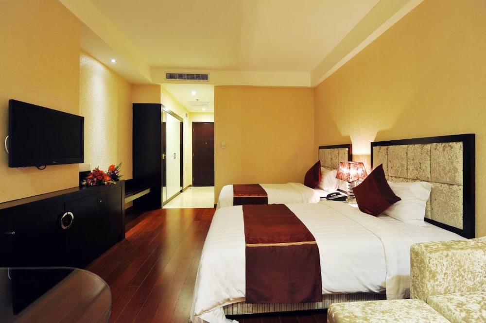Deluxe Twin Room photo 3