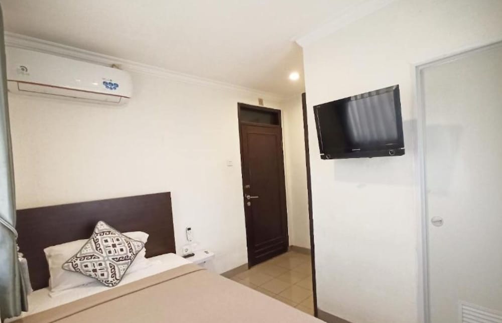 Deluxe Single Room