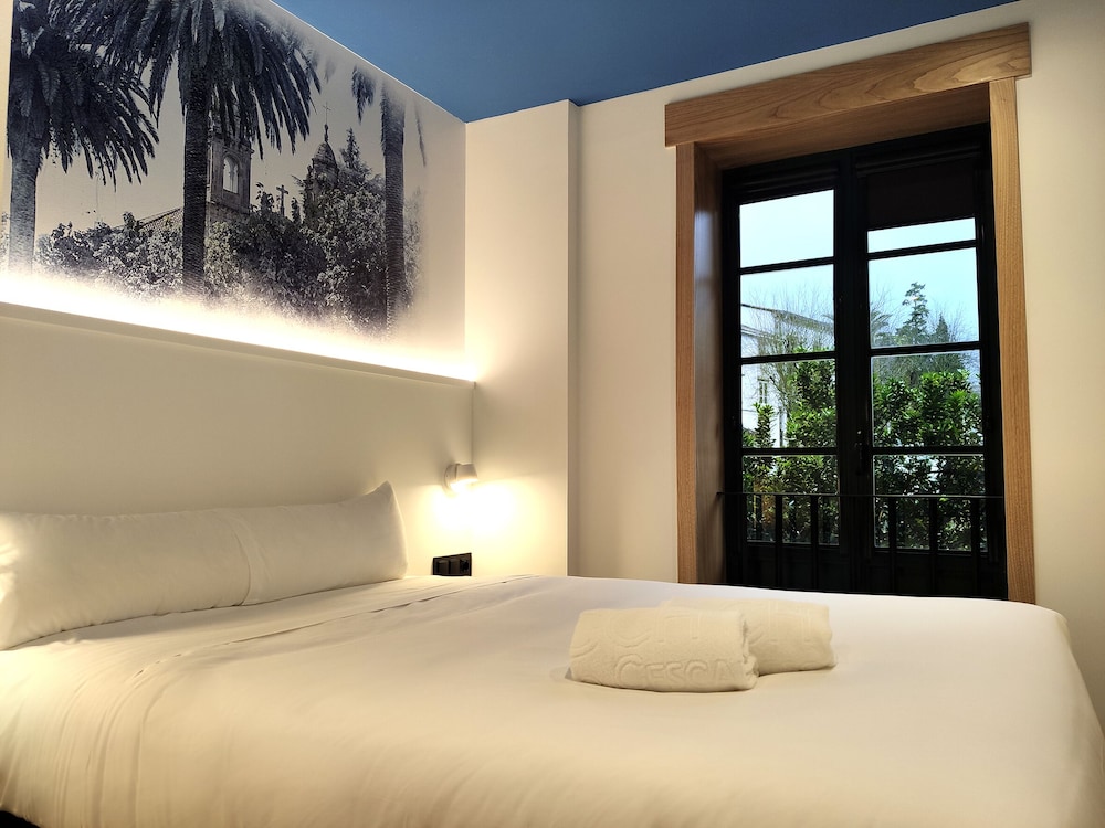 Standard Double Room - Photo 1