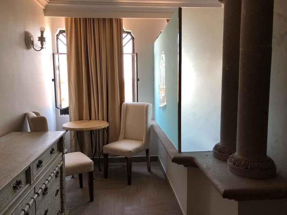Suite, 2 Bedrooms photo 3