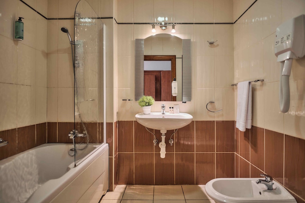 Superior Double Room with Balcony and Sea View - Photo 6