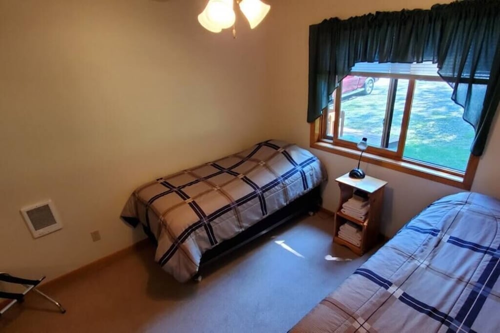 Wolf Villa-2 Bedroom Wolf Villa in Voyageurs National Park photo 3