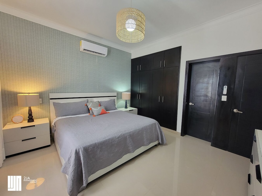 Deluxe Villa, 3 Bedrooms, Pool View photo 3