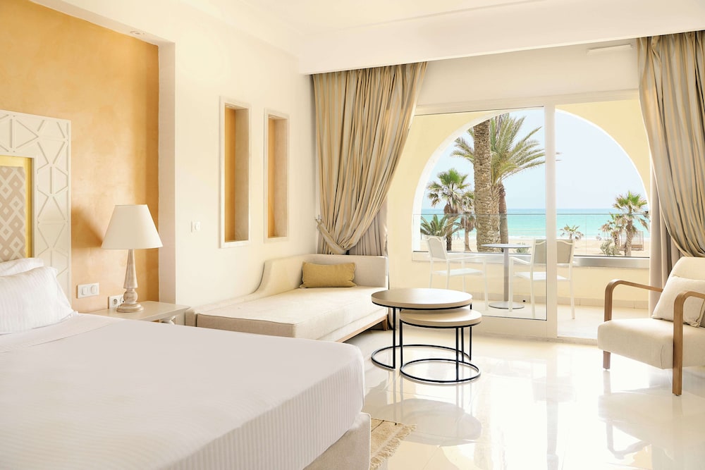 Double Room Single Use, Partial Sea View