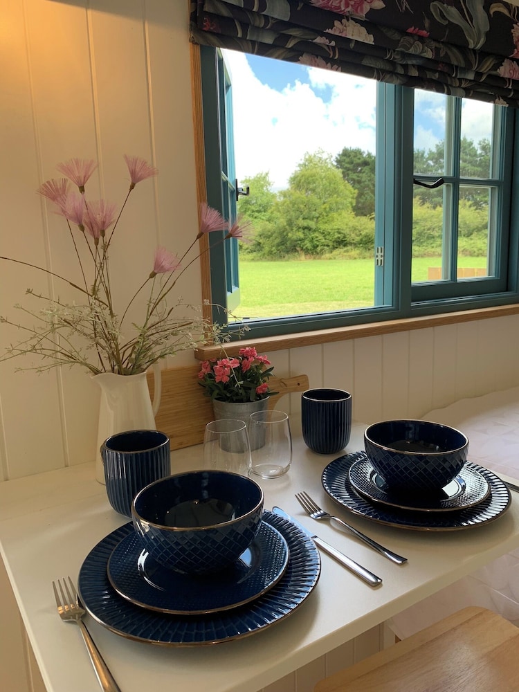 Standard Double Room, Non Smoking, Garden View photo 2