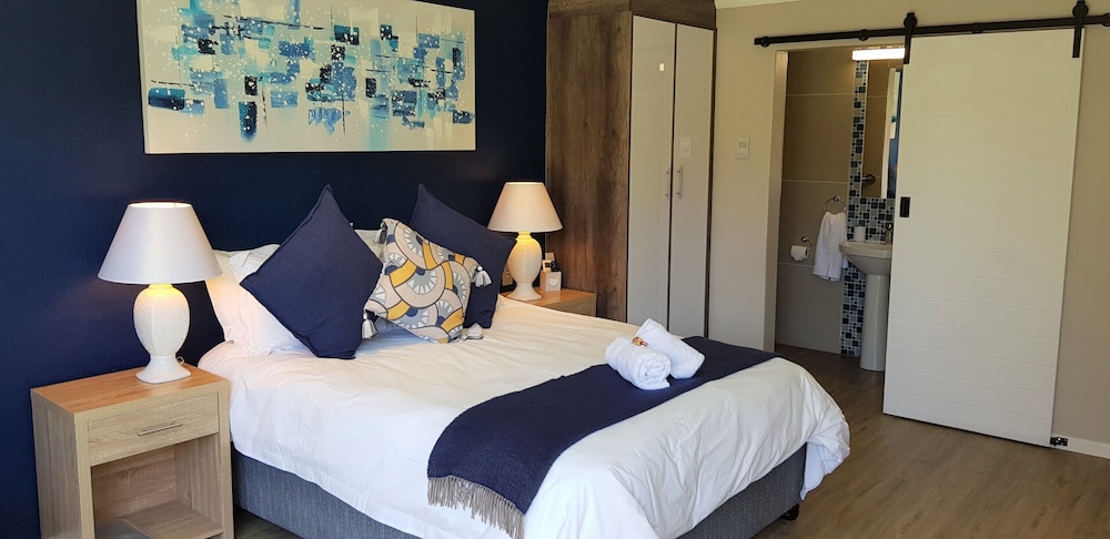 Executive Double Room (The Blues)