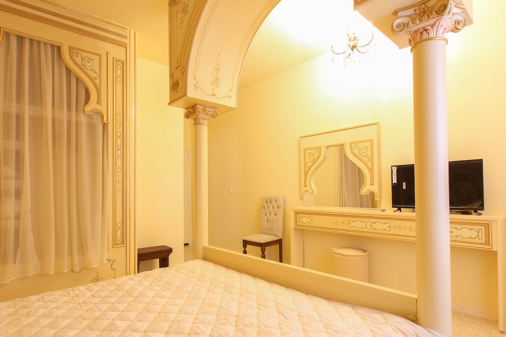 Comfort Room photo 1
