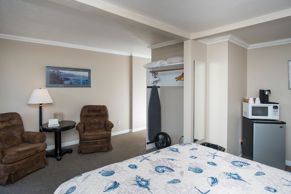 Room, 1 Queen Bed (Pet Friendly) photo 3