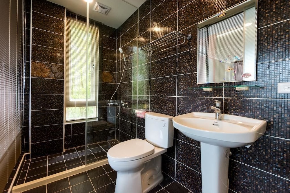 Superior Quadruple Room photo 2