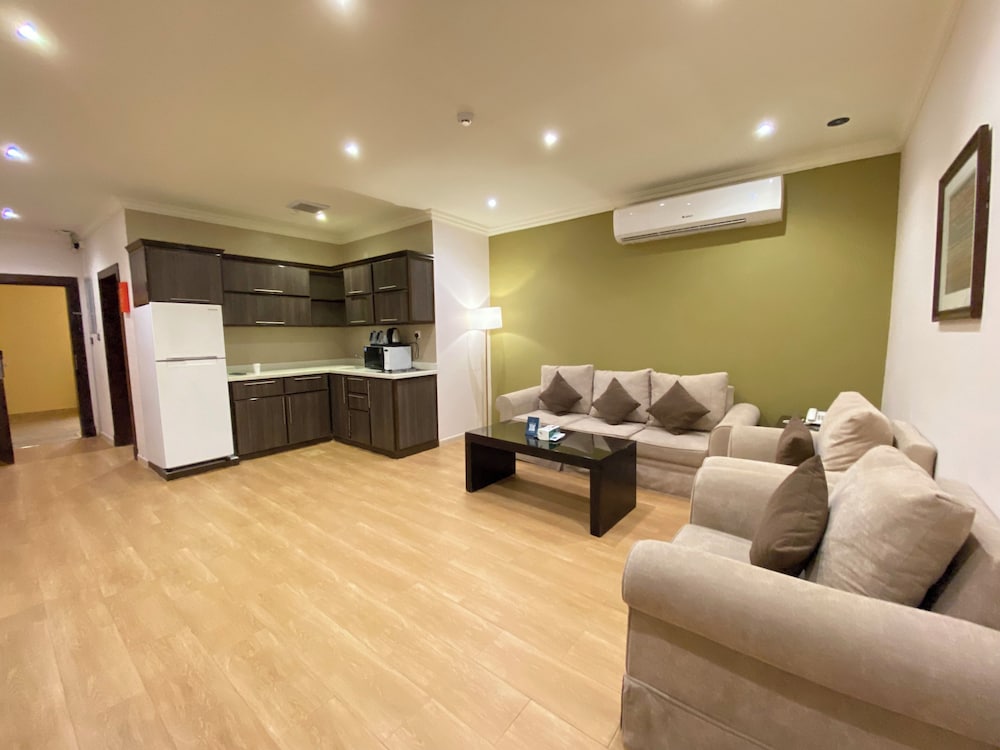 Deluxe Suite, 3 Bedrooms - Photo 1