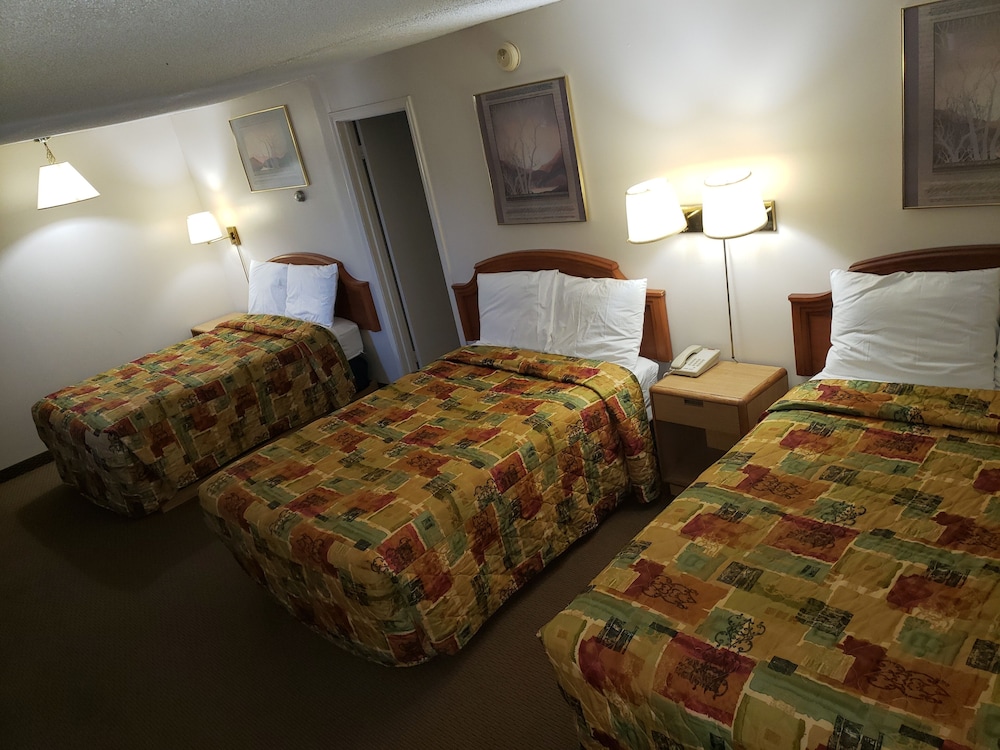 Standard Triple Room, Non Smoking photo 1
