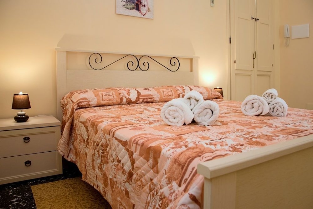 Double Room, Private Bathroom photo 2