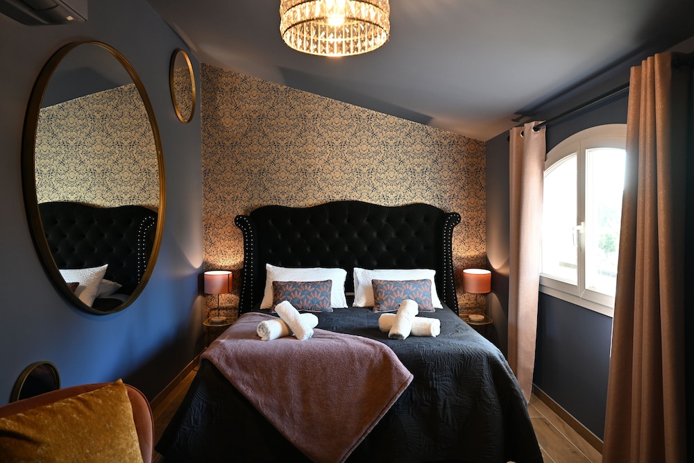 Comfort Double Room (Camille) photo 1