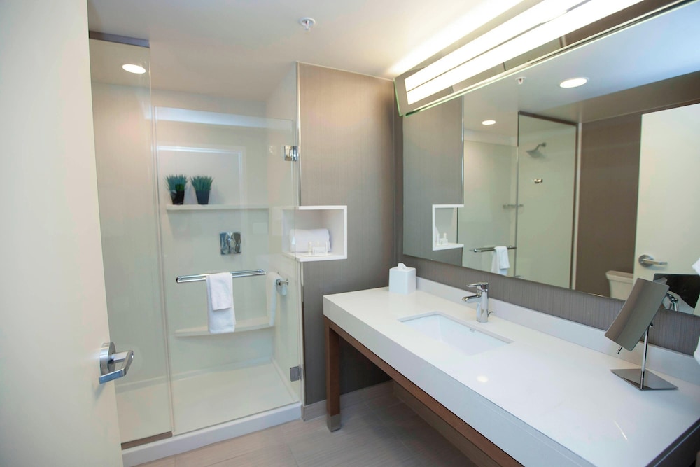 Courtyard by Marriott Houston City Place, Billede 2