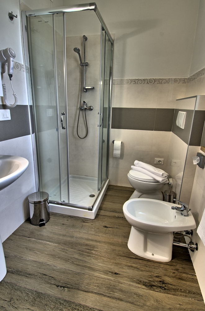 Standard Single Room photo 3