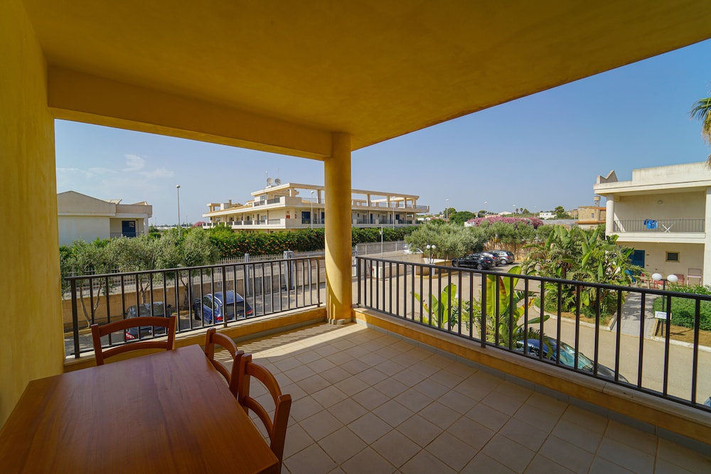 Family Apartment - Photo 3