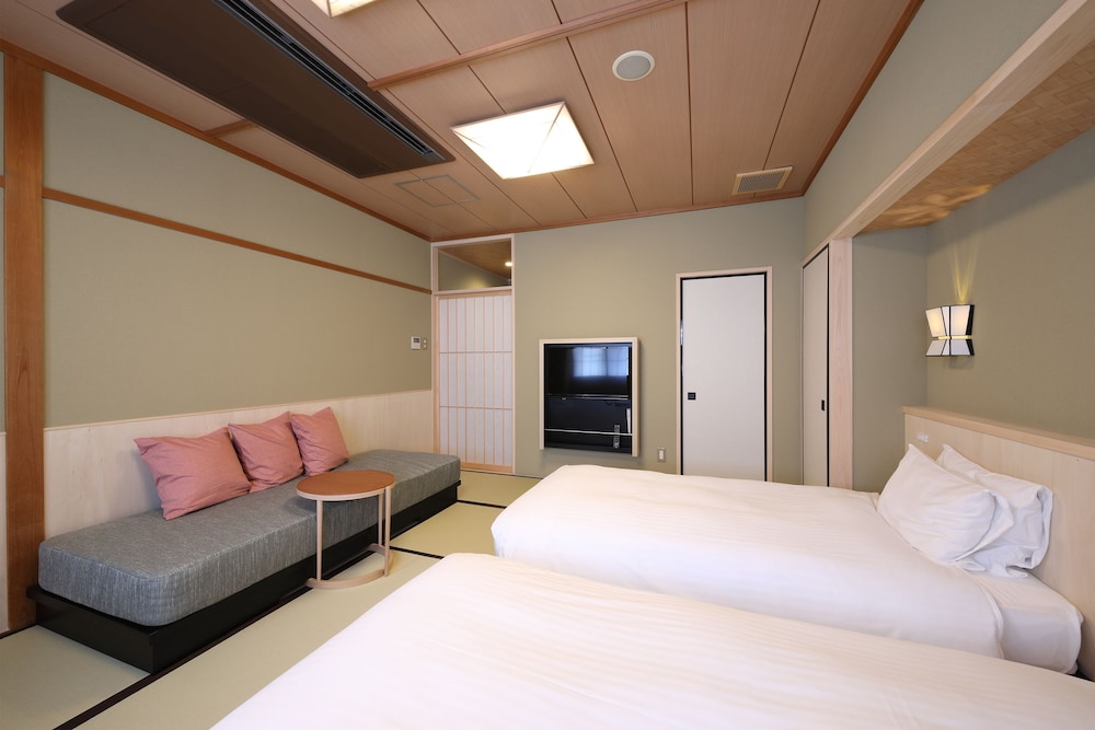 Japanese Tatami Room with Twin Beds, Non Smoking - Photo 3