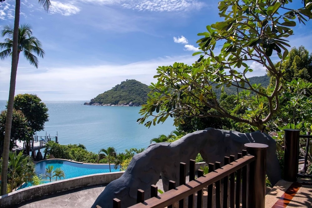 Superior Hotel, Sea View - Photo 8
