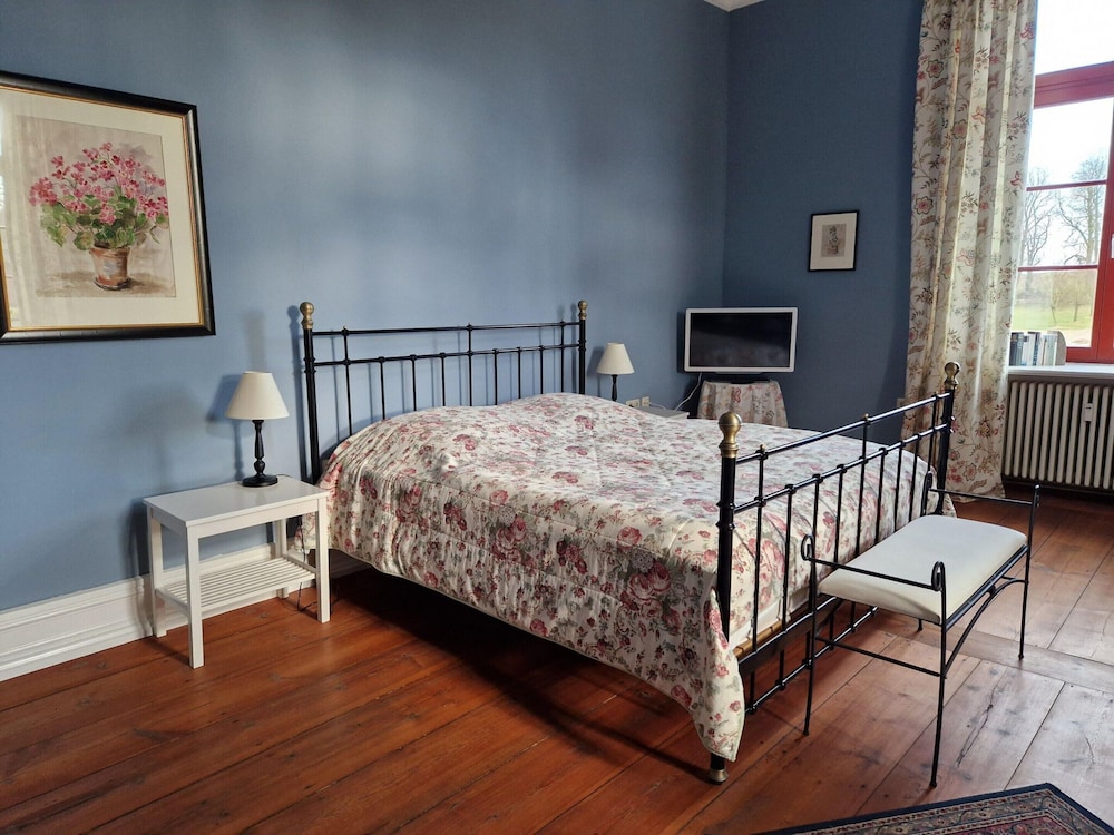 Comfort Apartment, 1 Bedroom photo 2